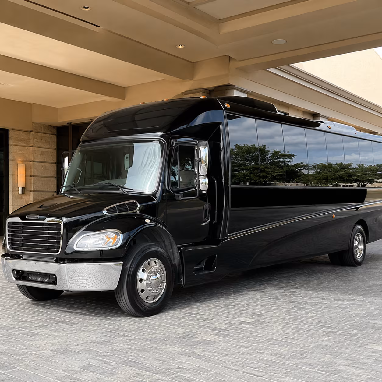 bachelor bus rentals for wine tasting in the salinas valley and carmel wine country