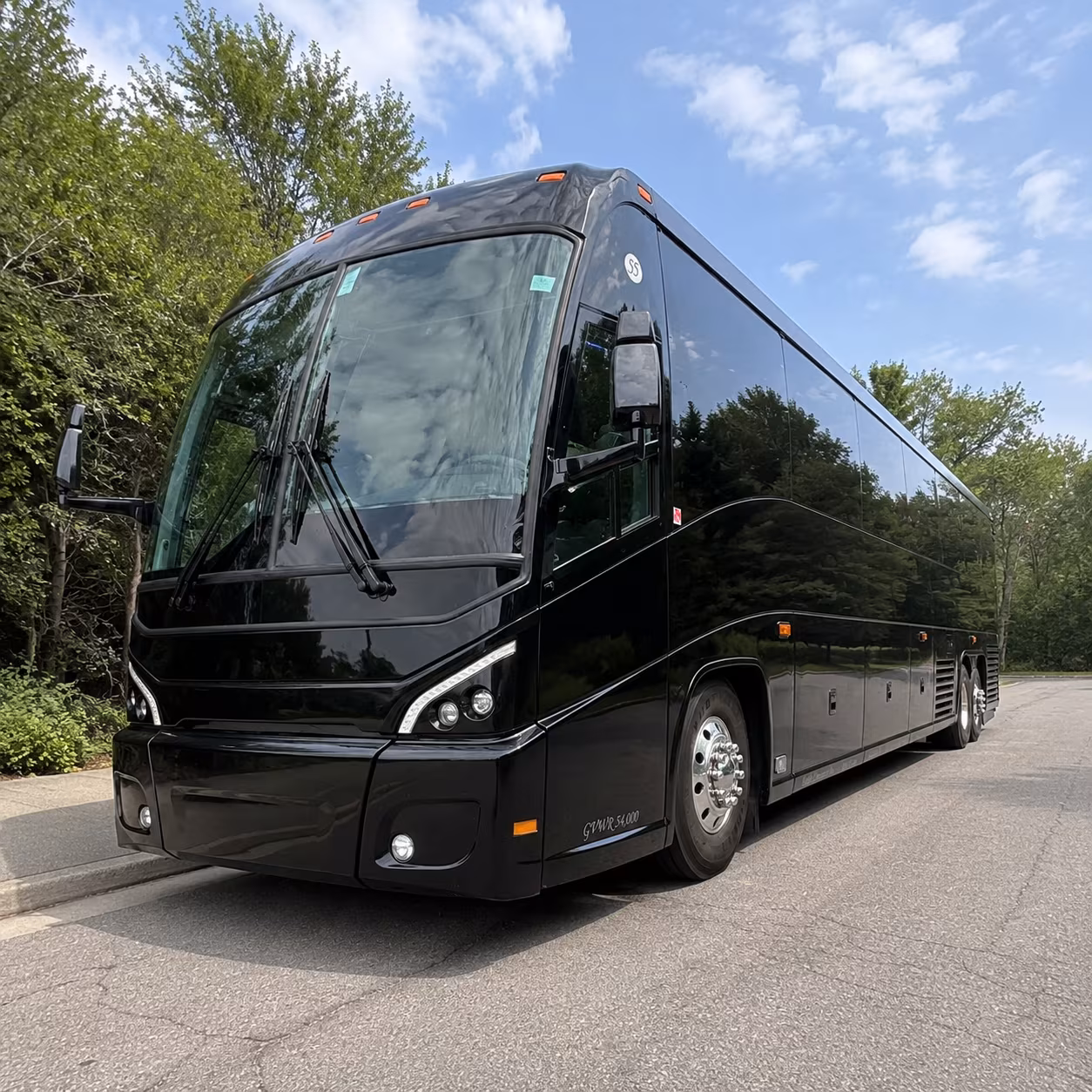 charter buses for large group wine tours along river road