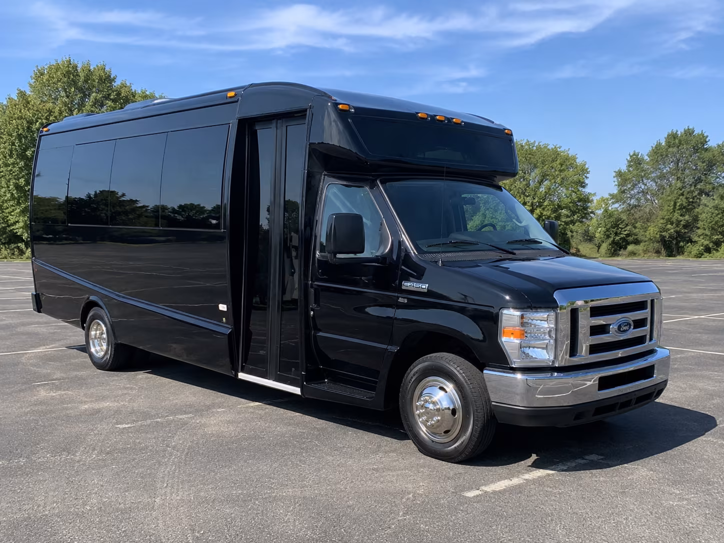 minibus rentals for breakout sessions and off site convention events around salinas