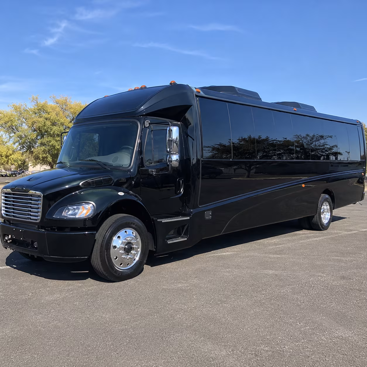 salinas 28 passenger minibus
