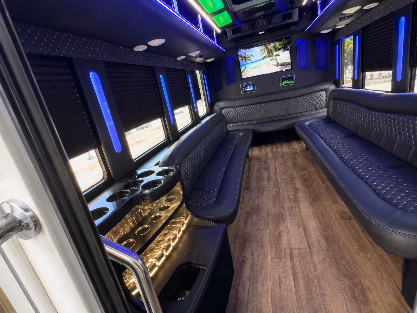 salinas bus interior 6