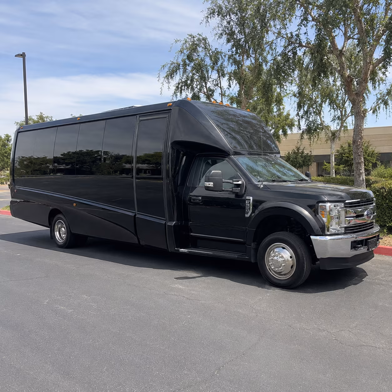 salinas bus rental service area