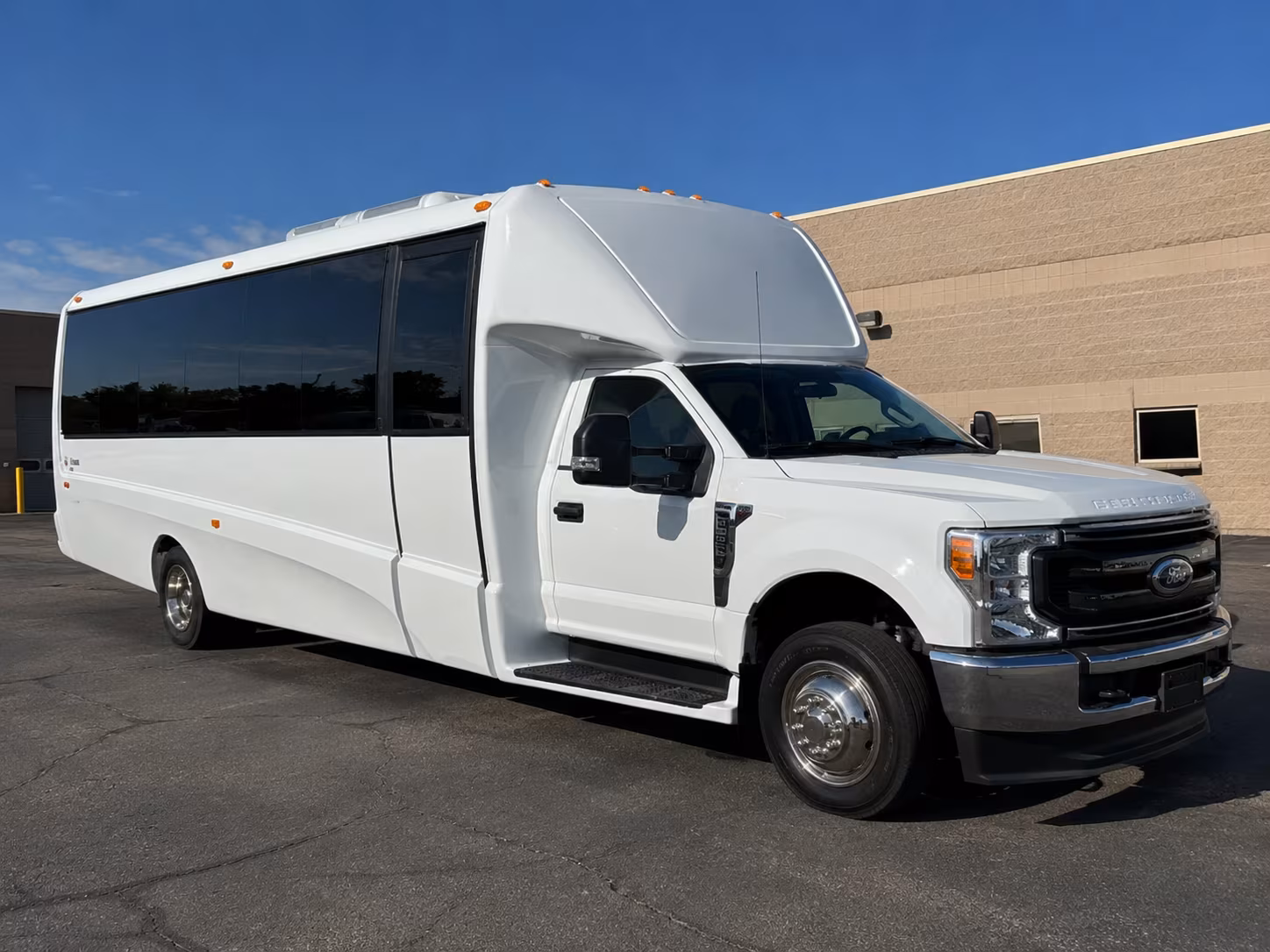 salinas corporate transportation