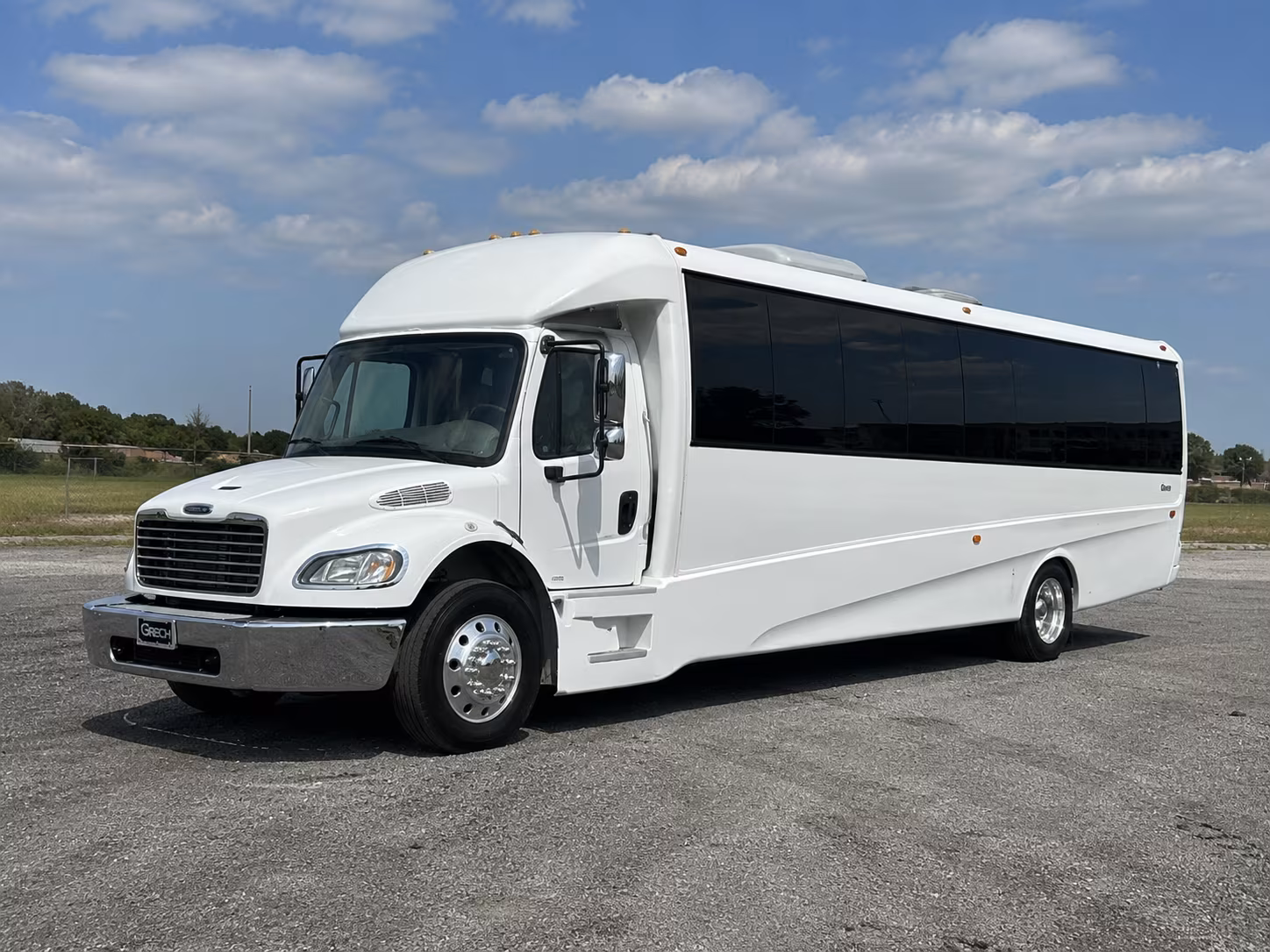 salinas party bus