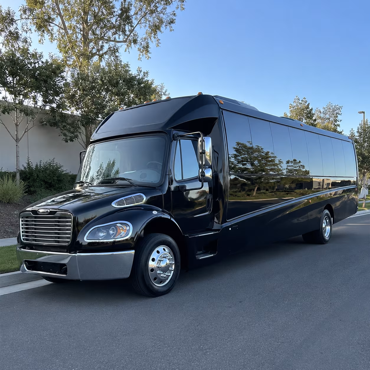 salinas wine tour transportation
