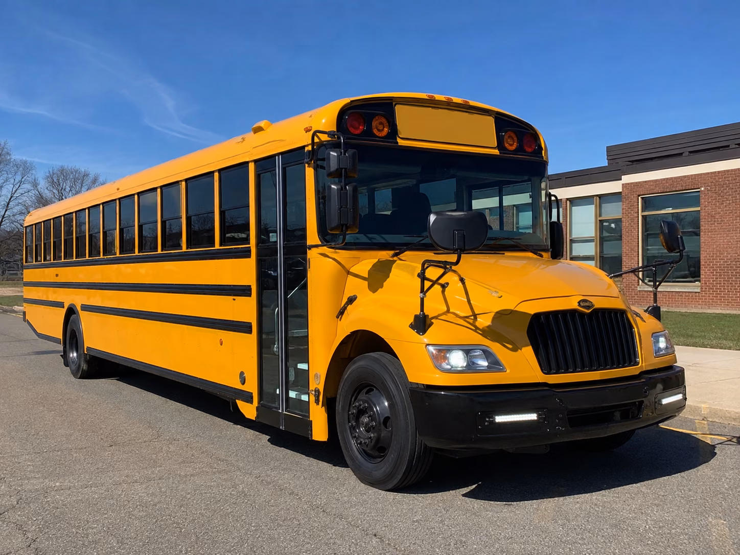 school buses for agricultural and farm field trips in the salinas valley